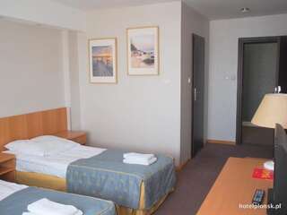 Отель Hotel Orlik Плоньск Двухместный номер с 1 кроватью или 2 отдельными кроватями-14